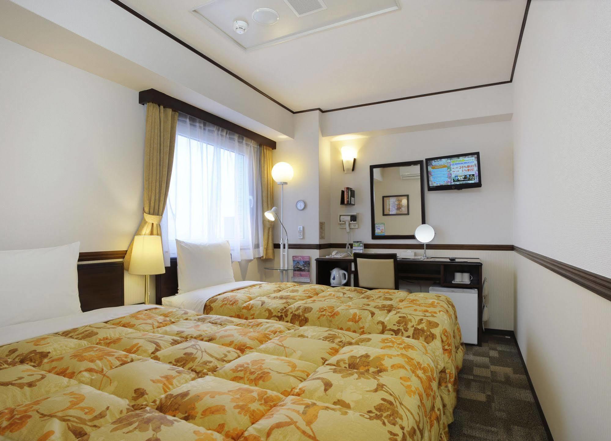 Toyoko Inn Fujisan Numazu Eki Kita Guchi No 2 Exterior photo